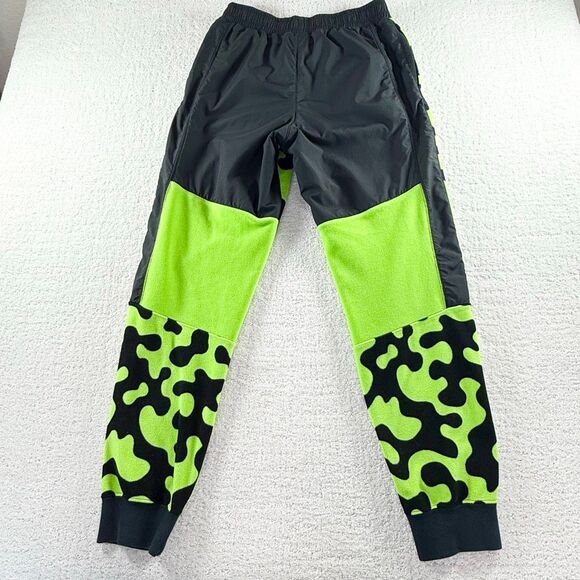 Nike Sportswear N.Y.C. Parks Men’s Fleece Jogger Action Green Black - US S - Picture 4 of 16